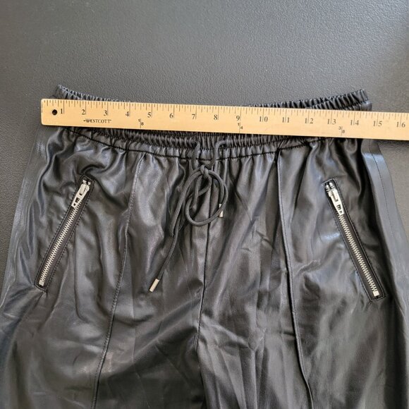 BlankNYC Joggers‎ Black Vegan Leather Jogger Pants Size 28 Fun Classic City - Picture 9 of 11